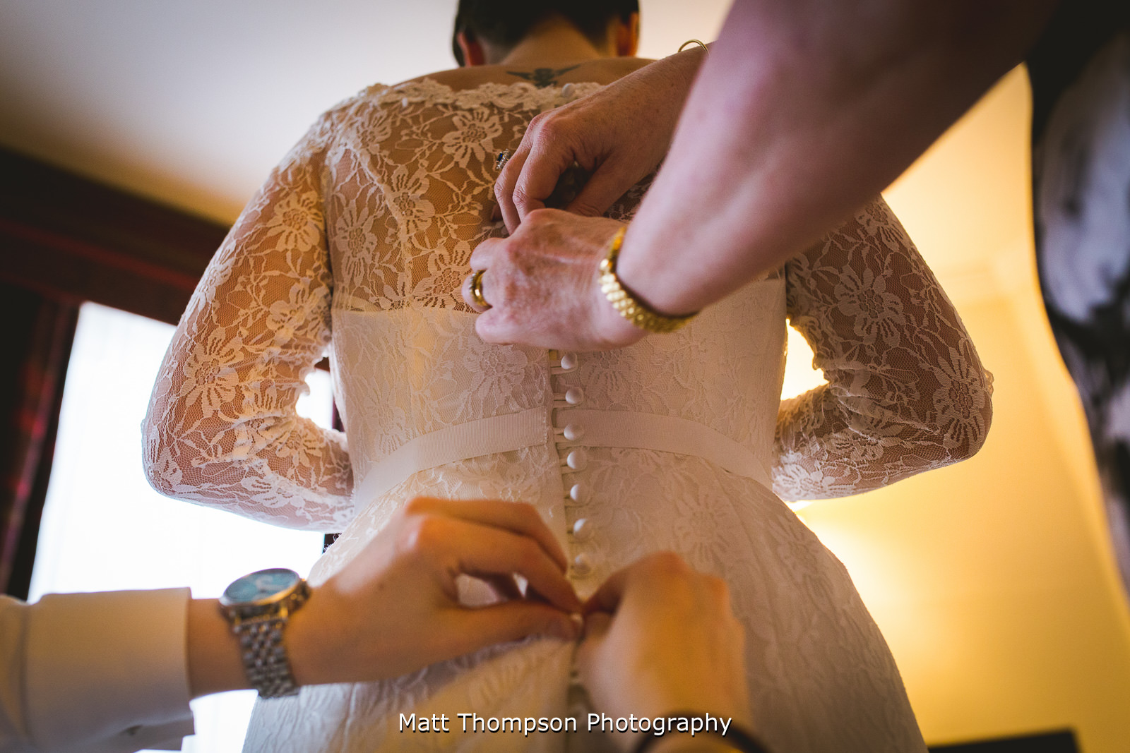 lace vintage wedding dress