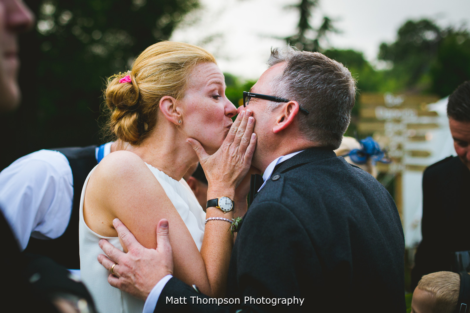 wedding kisses