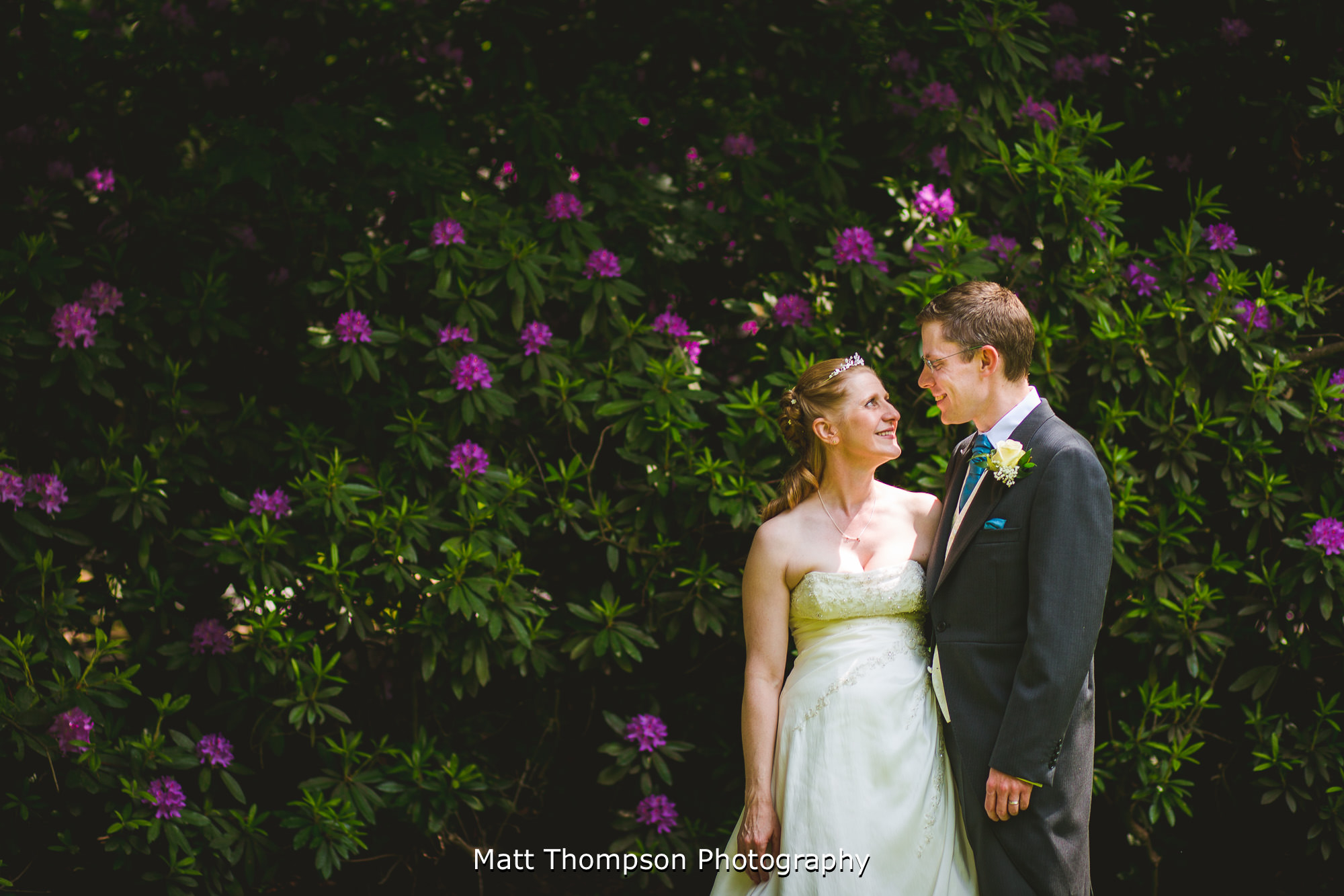 relaxed wedding portraits