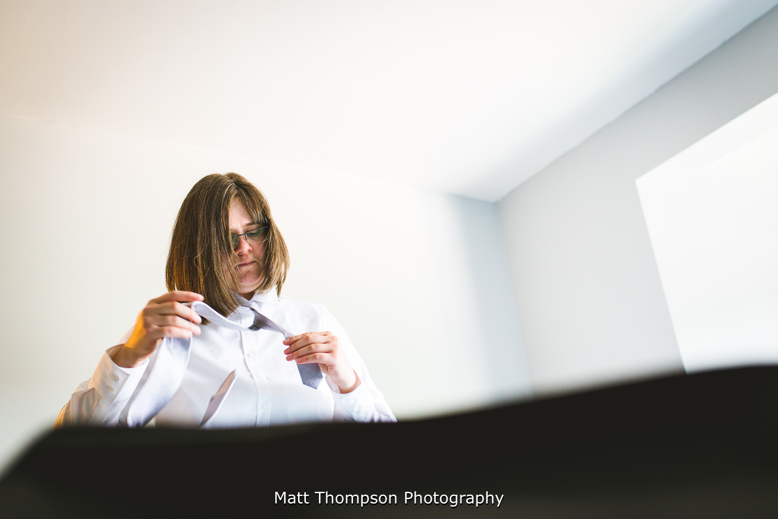 Tie bridal prep