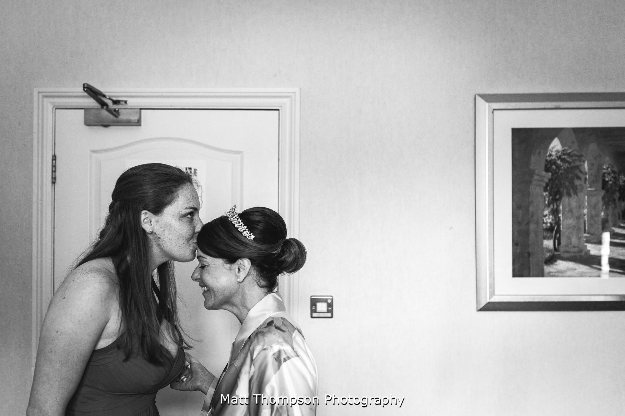 bride and daughter moment