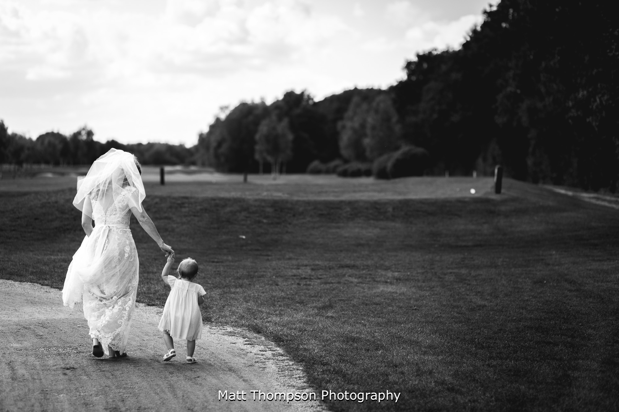 bride and daughter