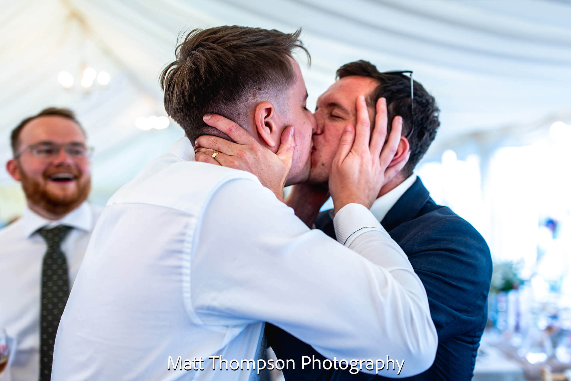 kissing