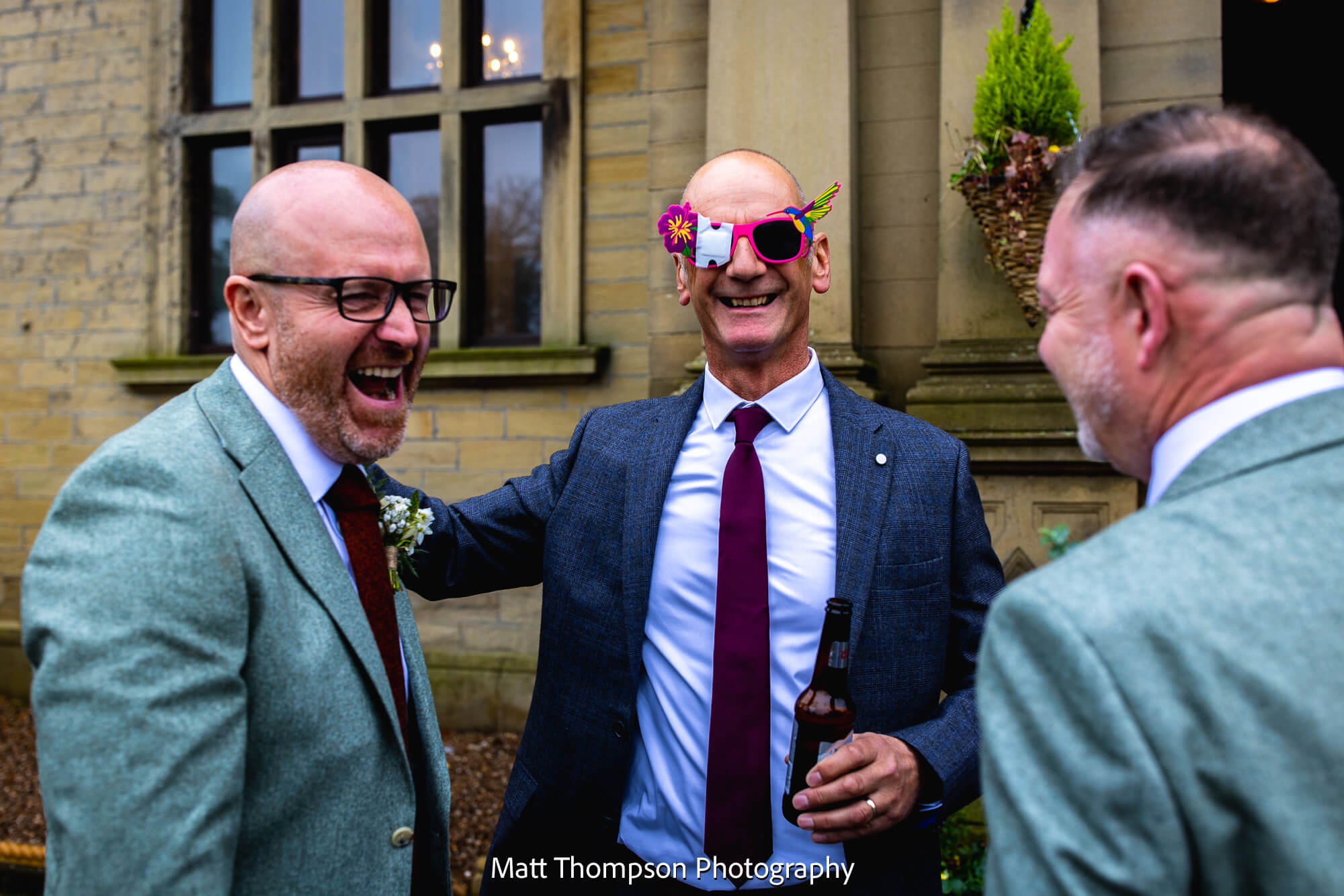 funny wedding guests